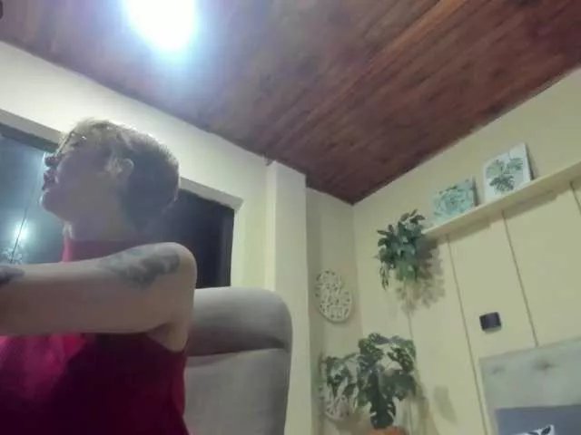 chloe-rosse on BongaCams