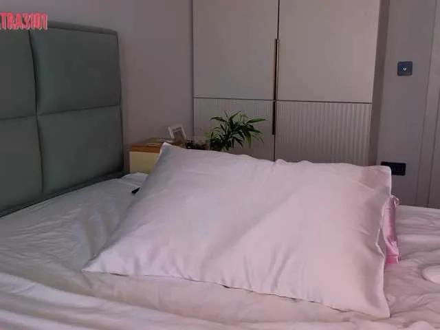 Offline Cleopatra3101 on BongaCams