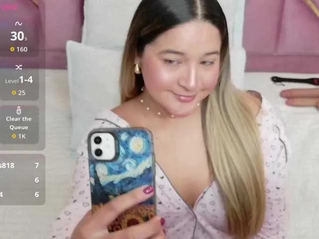 Offline collegepawglovedaddy on BongaCams