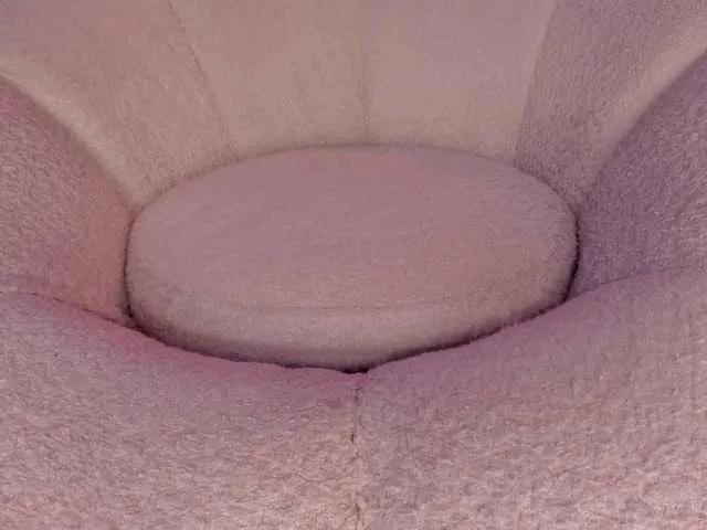 Freechat cutte-hanna18 on BongaCams