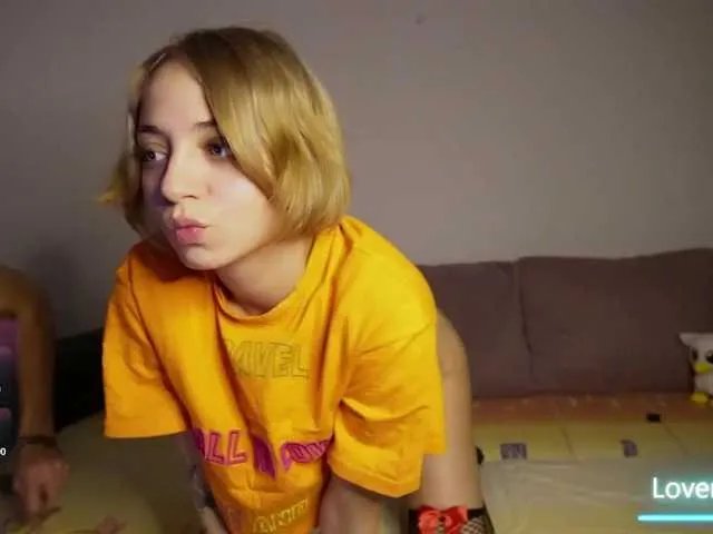 Freechat dahliacruzzz21 on BongaCams