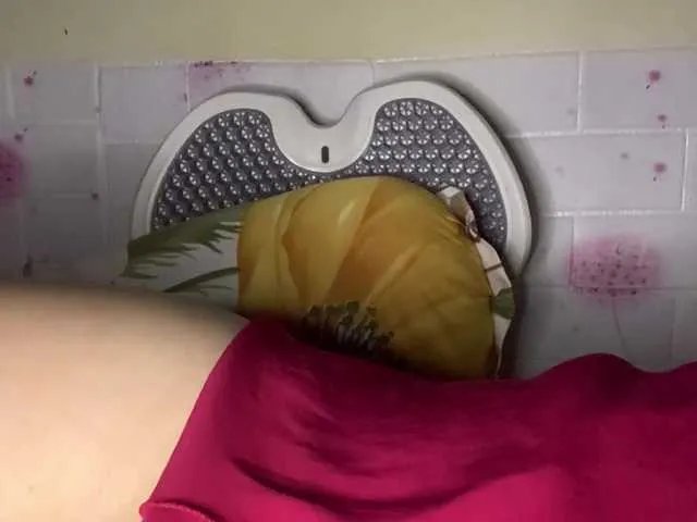 Offline Daisy119 on BongaCams