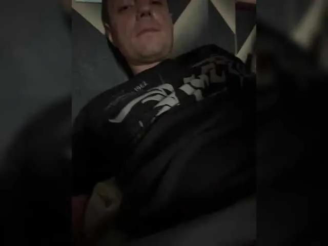 Offline dawntis222 on BongaCams