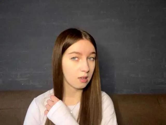 DeberaWarsham — I love teasing, eye contact, and playful energy. When someone makes me laugh, whispers something naughty, or takes control in a confident way --- that drives me crazy. I adore passion, attention, and a slow, delicious build-up of desire.