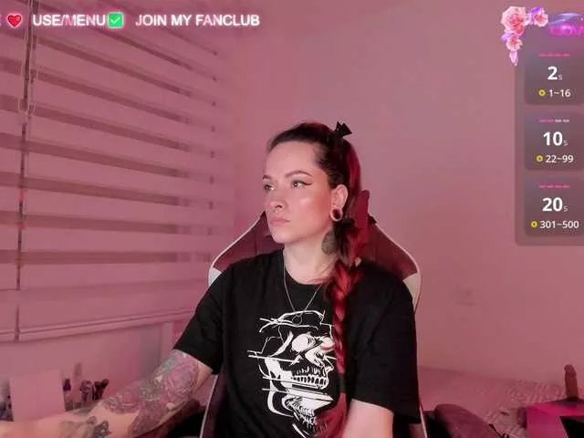 Offline DominaDeivis on BongaCams