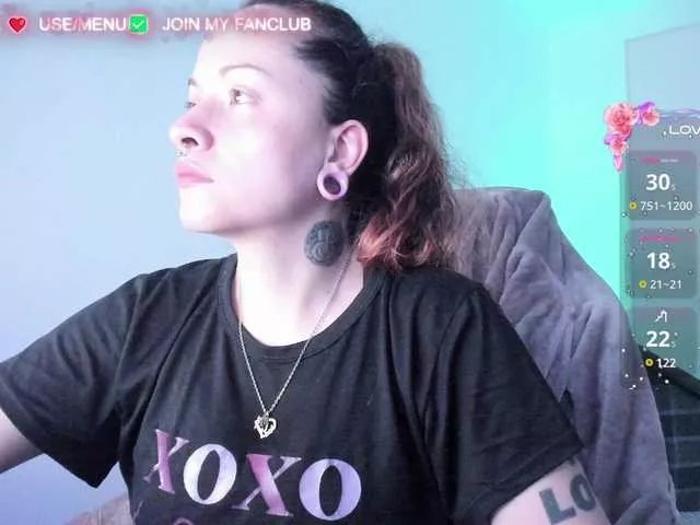 Offline DominaDeivis on BongaCams