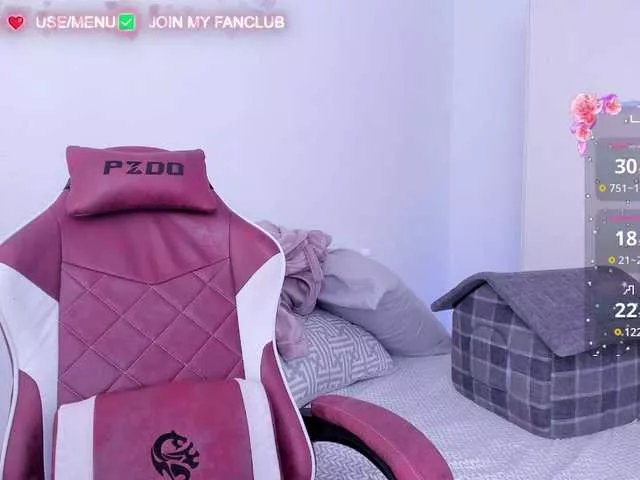 Offline DominaDeivis on BongaCams