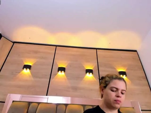 DorothyVegga on BongaCams 