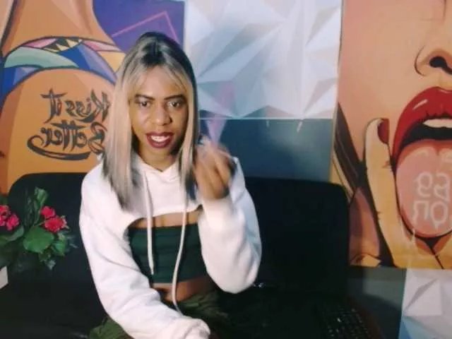 Offline Ebonystorm on BongaCams