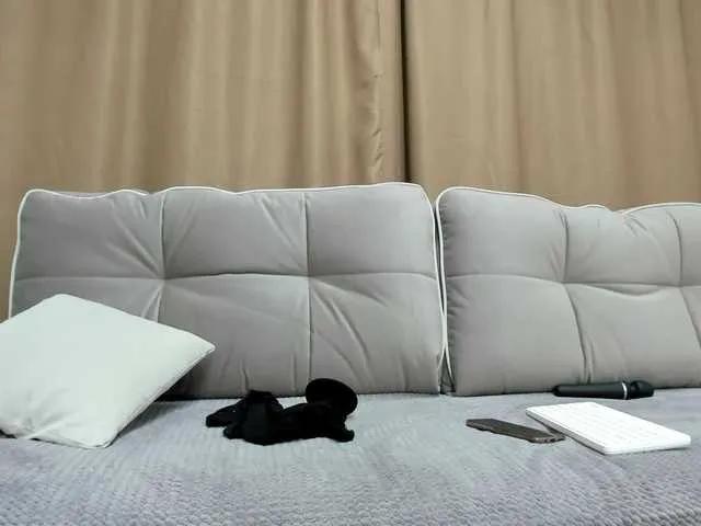 Freechat EditaMilf on BongaCams