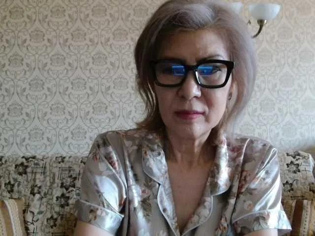 Elegant00Lady on BongaCams