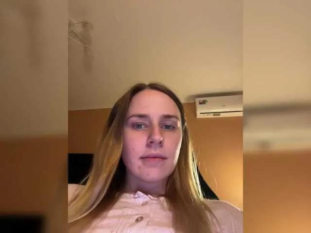 Offline elegantbabe on BongaCams