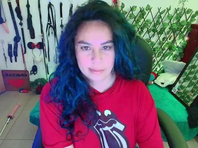 Offline elektra-32 on BongaCams