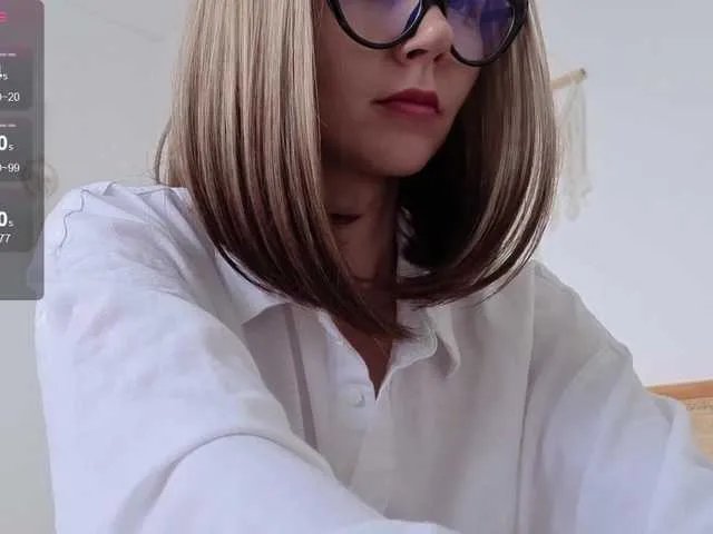 Offline ELEKTRA2023 on BongaCams