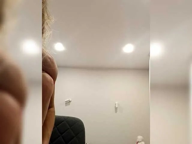 Freechat Elena90 on BongaCams