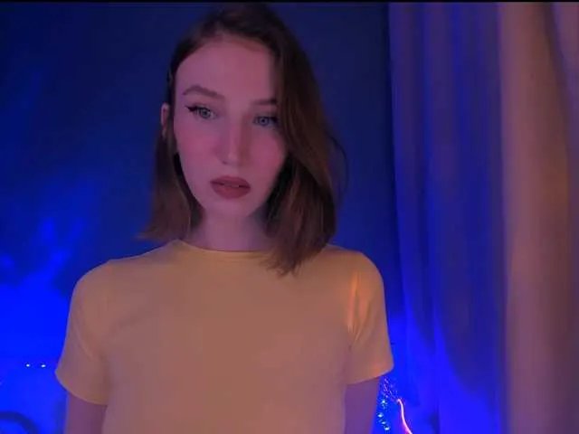 Offline ellaamber on BongaCams