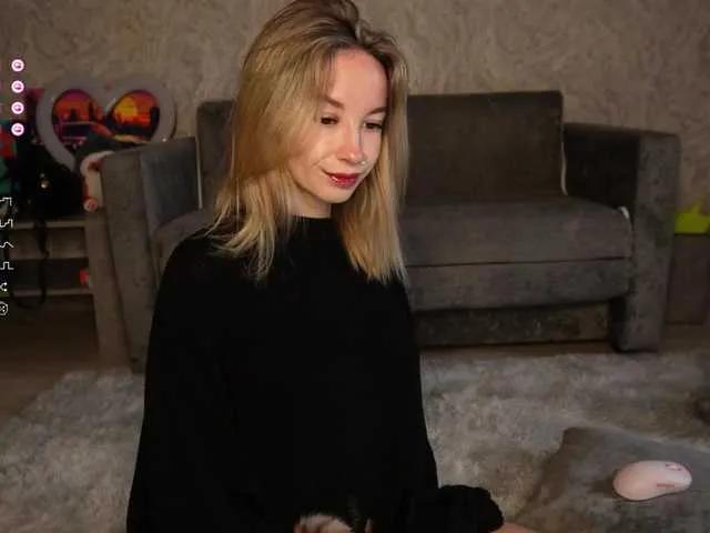 Offline emely1benz on BongaCams