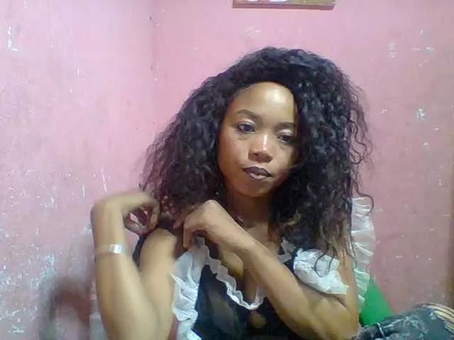 Offline Estelahh on BongaCams