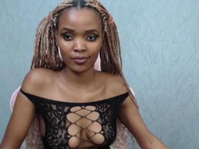 Freechat exlovergal on BongaCams