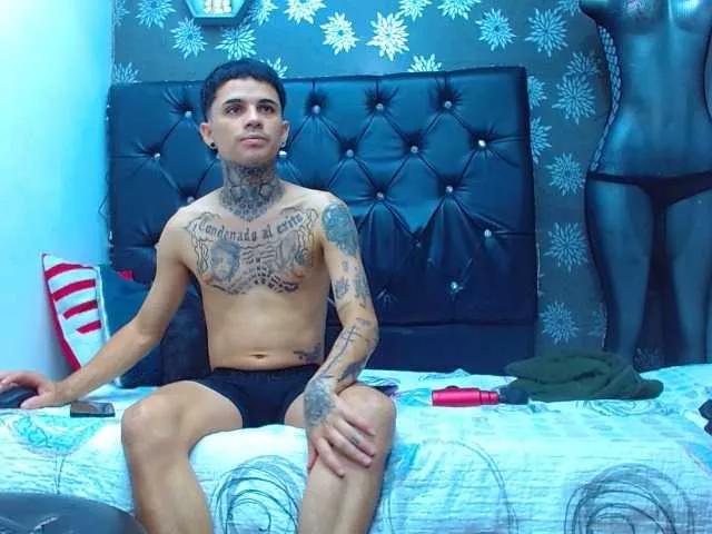 Offline exotichot-couple on BongaCams