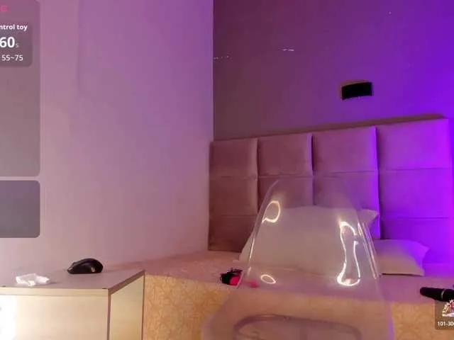 Offline Fallon-1 on BongaCams