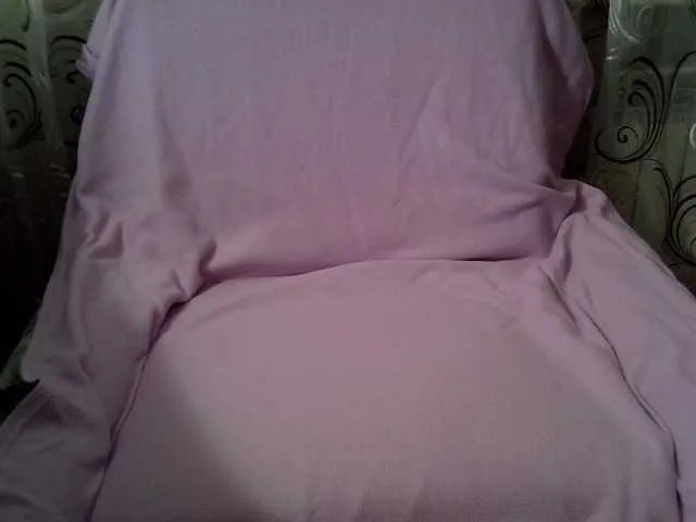 Offline Fox-baby on BongaCams