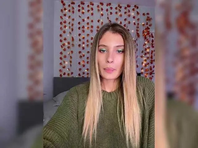 Freechat FOX69LOVE on BongaCams