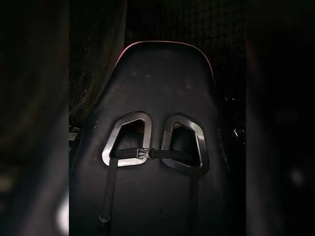 Offline Freya-Milf on BongaCams