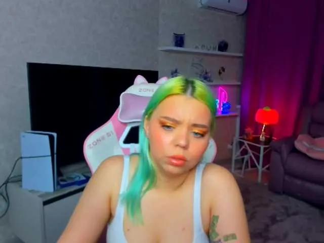 Freechat FunnyVibe on BongaCams