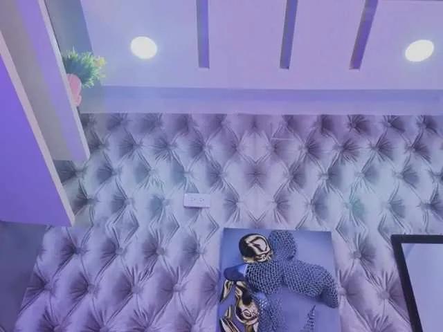 Offline Gabytaylor on BongaCams