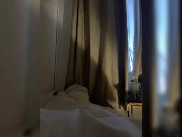 Offline GillKelly on BongaCams