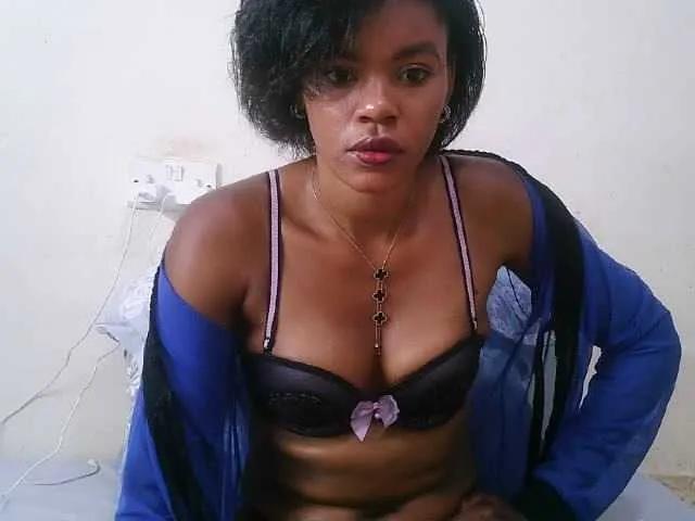 Offline Ginah3x on BongaCams