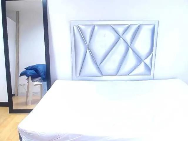 goldenn-ass on BongaCams