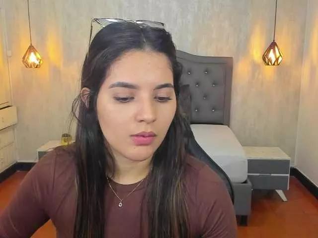 Offline Hadley- on BongaCams