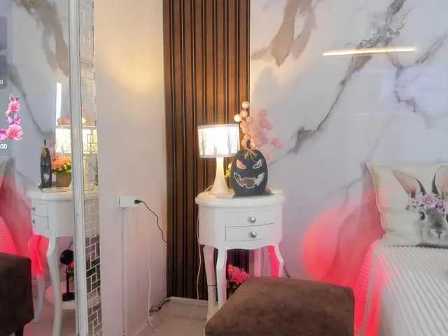 Freechat hannahill69 on BongaCams