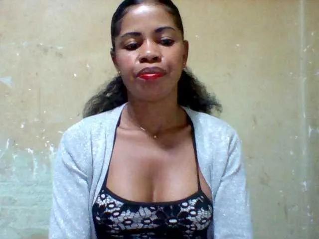 Offline Hanta11 on BongaCams