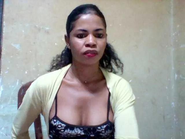 Offline Hanta11 on BongaCams