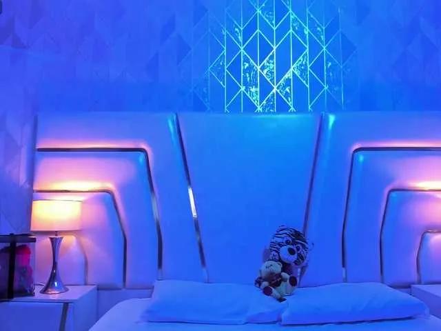 Freechat HatsaJones on BongaCams