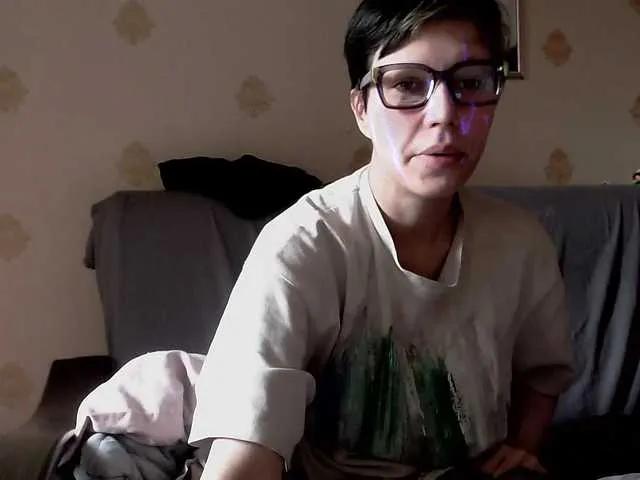 Offline HazeRaziel on BongaCams