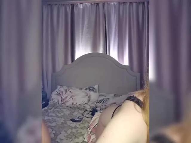 Offline Her-Girl on BongaCams