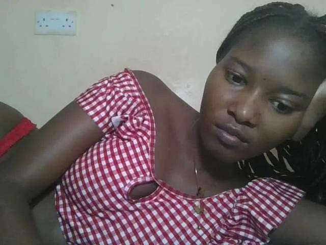 Offline Hornyqueen4 on BongaCams