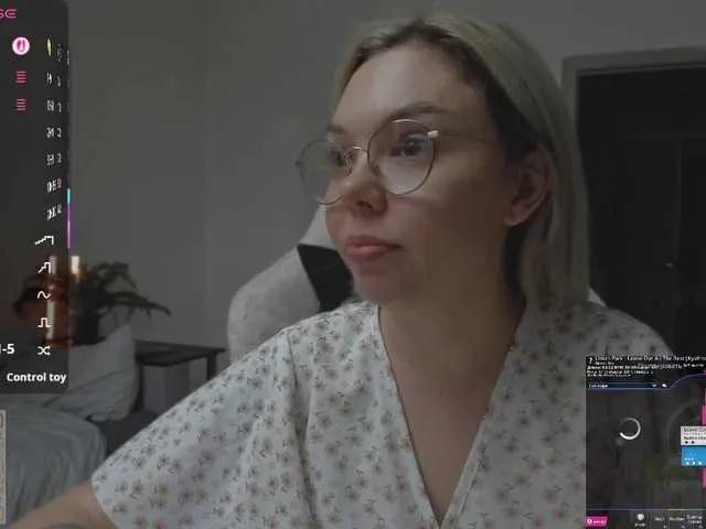 Offline hotbabatopp on BongaCams