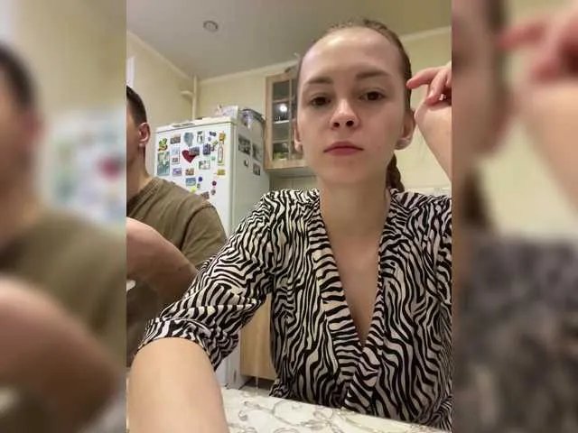Offline Isabellapa on BongaCams