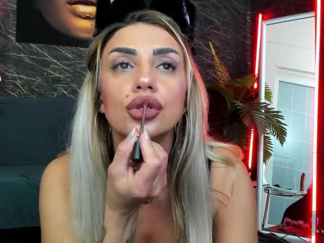 Offline izabelatessa on BongaCams