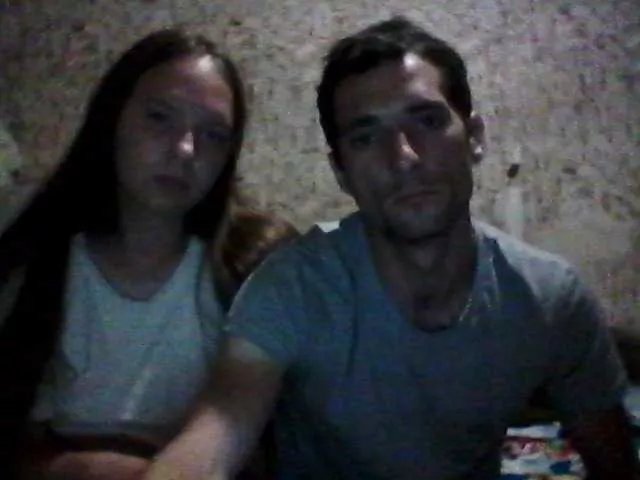 Offline JJulia4021 on BongaCams