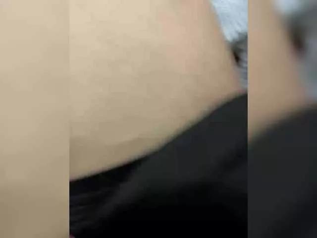 Offline Johnbuddy on BongaCams