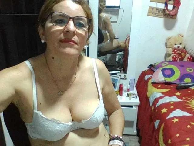 Offline JuanitaWouti on BongaCams