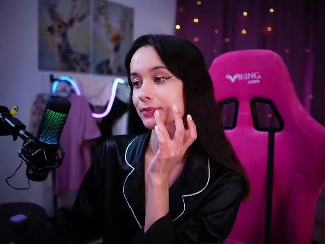 Freechat JuicyAngel on BongaCams