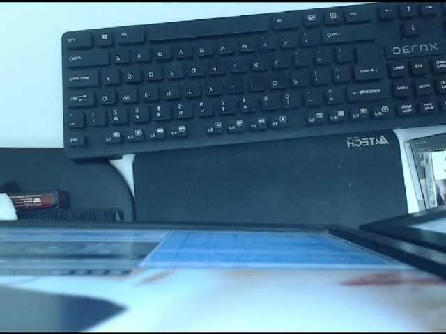 Offline KalystaGreen on BongaCams