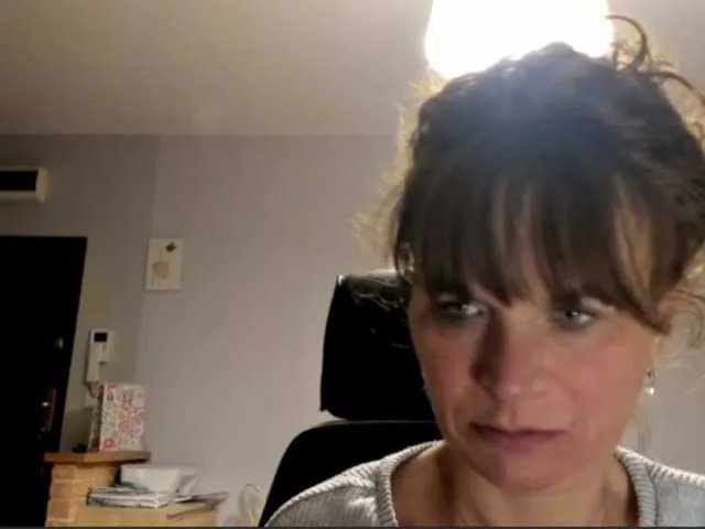 Offline KathyLove1 on BongaCams